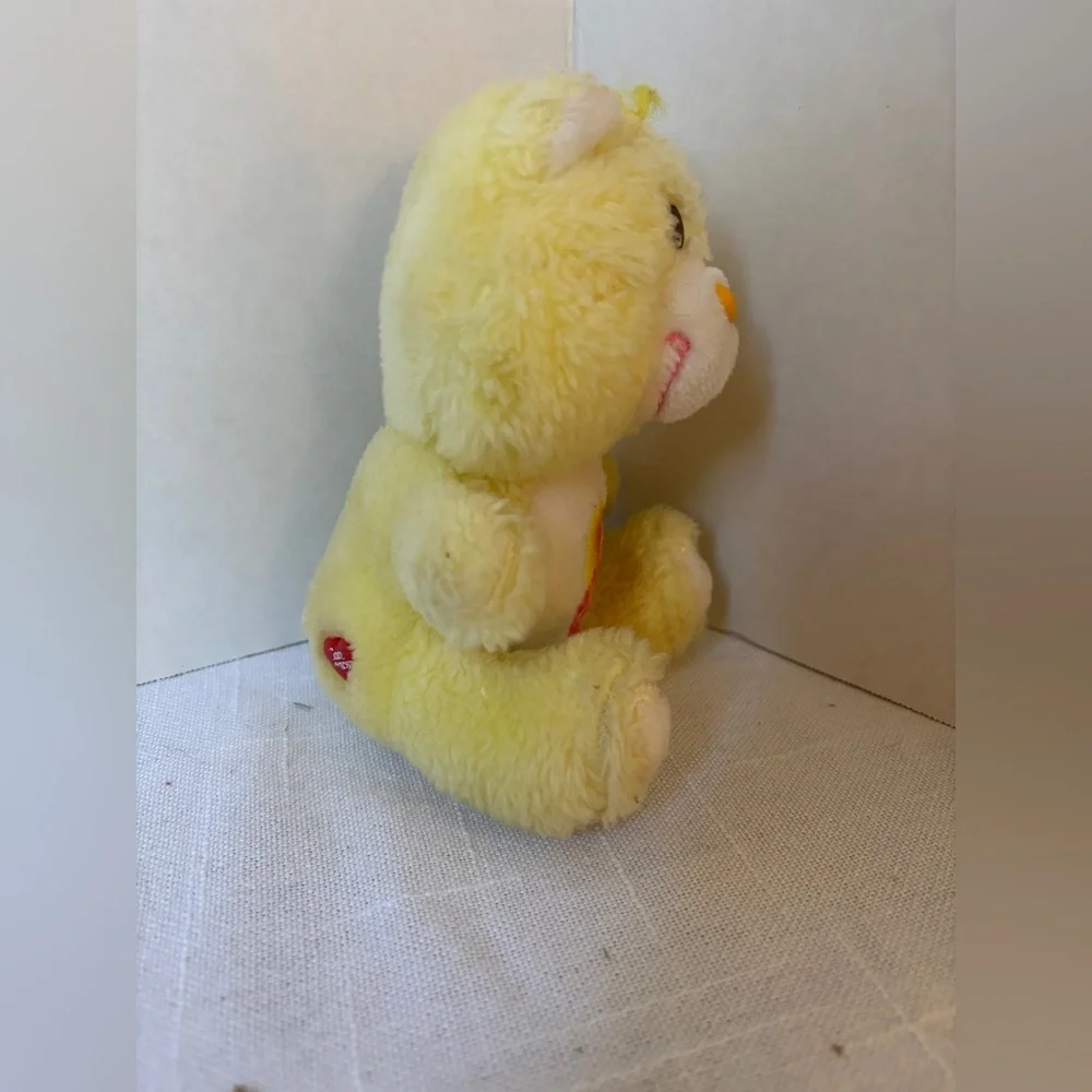 Kenner 1983 Vintage Yellow Mini Care Bear Stuffed Animal Toy Plush Original - Picture 2 of 7